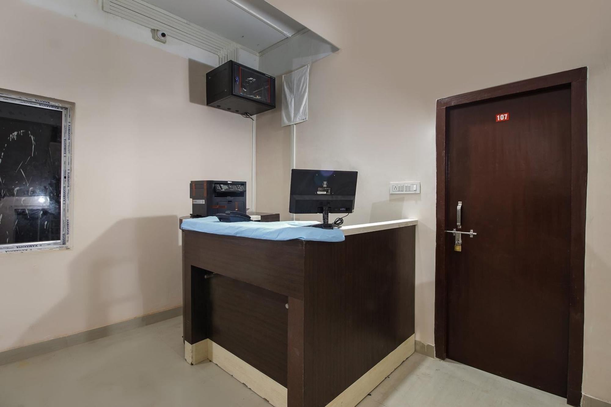 Hotel O Shiva Guest House Гувахати Экстерьер фото